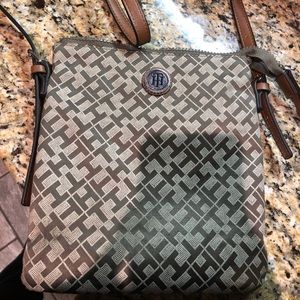 Tommy Hilfiger cross body bag